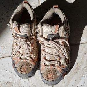 The North Face Gore-Tex TNF-68 Women's MID Hiking